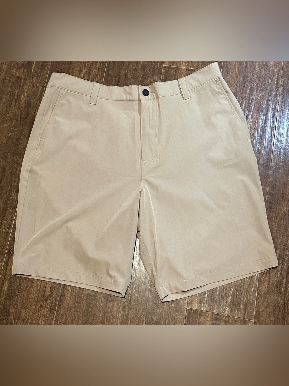 Banana Republic Beige Shorts Flat Front Lightweight Stretch 4 Pocket Men’s 38